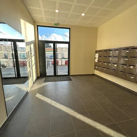 Appartement Pierrefitte شقة
